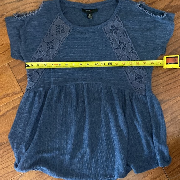 Style & Co open shoulders OS shortsleeved sweater blouse size XS but fits M - Picture 9 of 10